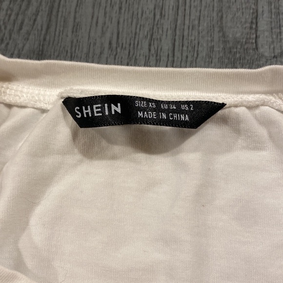 SHEIN oversized Skelton tee - Picture 4 of 4